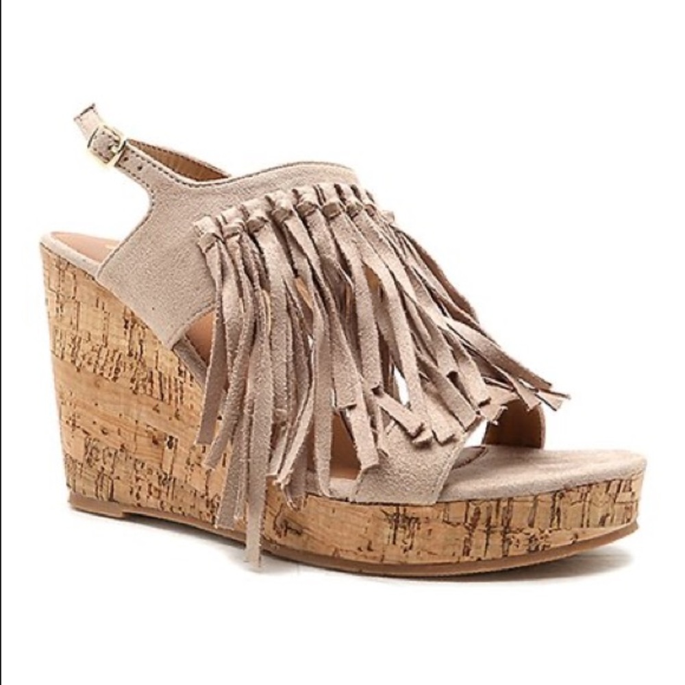 Qupid fringe wedges